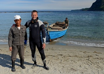 DPRK scuba diving