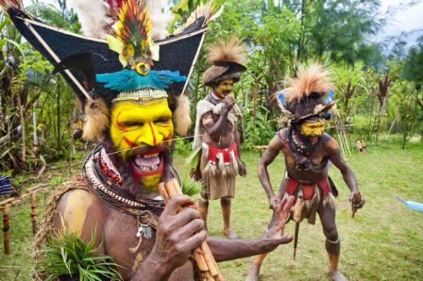 8 Things To Know Before Travel To Papua New Guinea — Young Pioneer Tours 3828