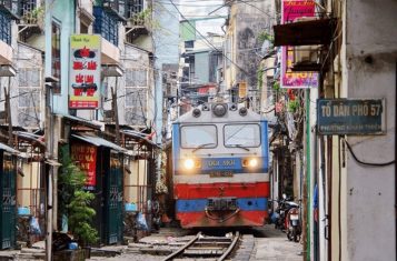 Hanoi to Nanning overland