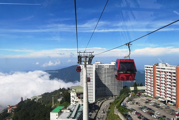 Genting Highlands: Malaysia's Hilltop Paradise!