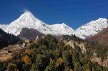 Manaslu Circuit Trek