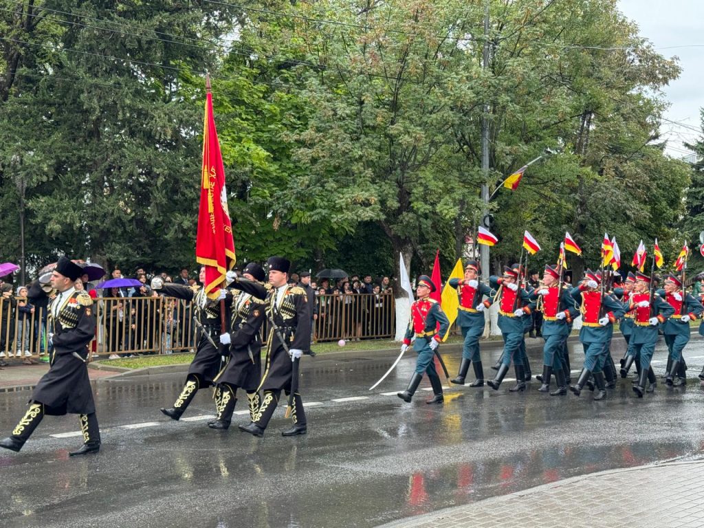 Flag of South Ossetia, Ossetian flag