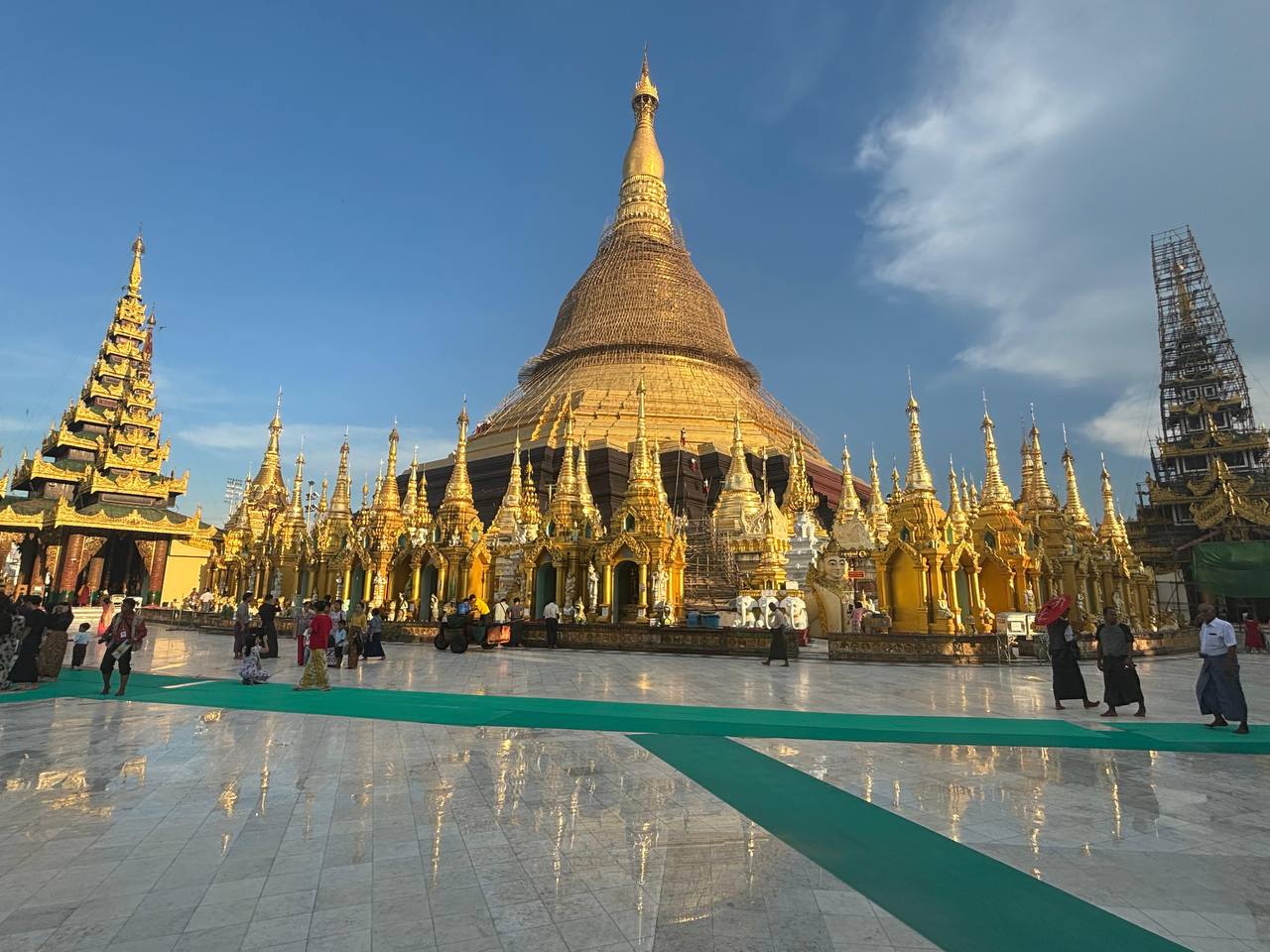 Shwedagon Pagoda