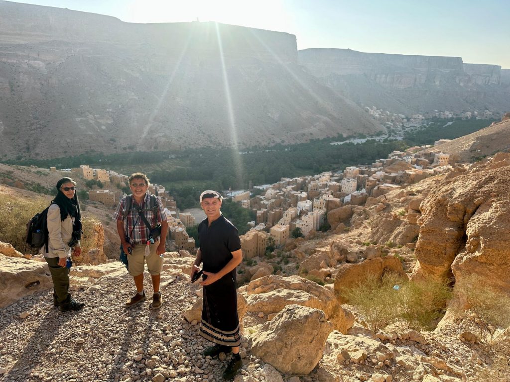 Yemen Tour Wadi Doan hike