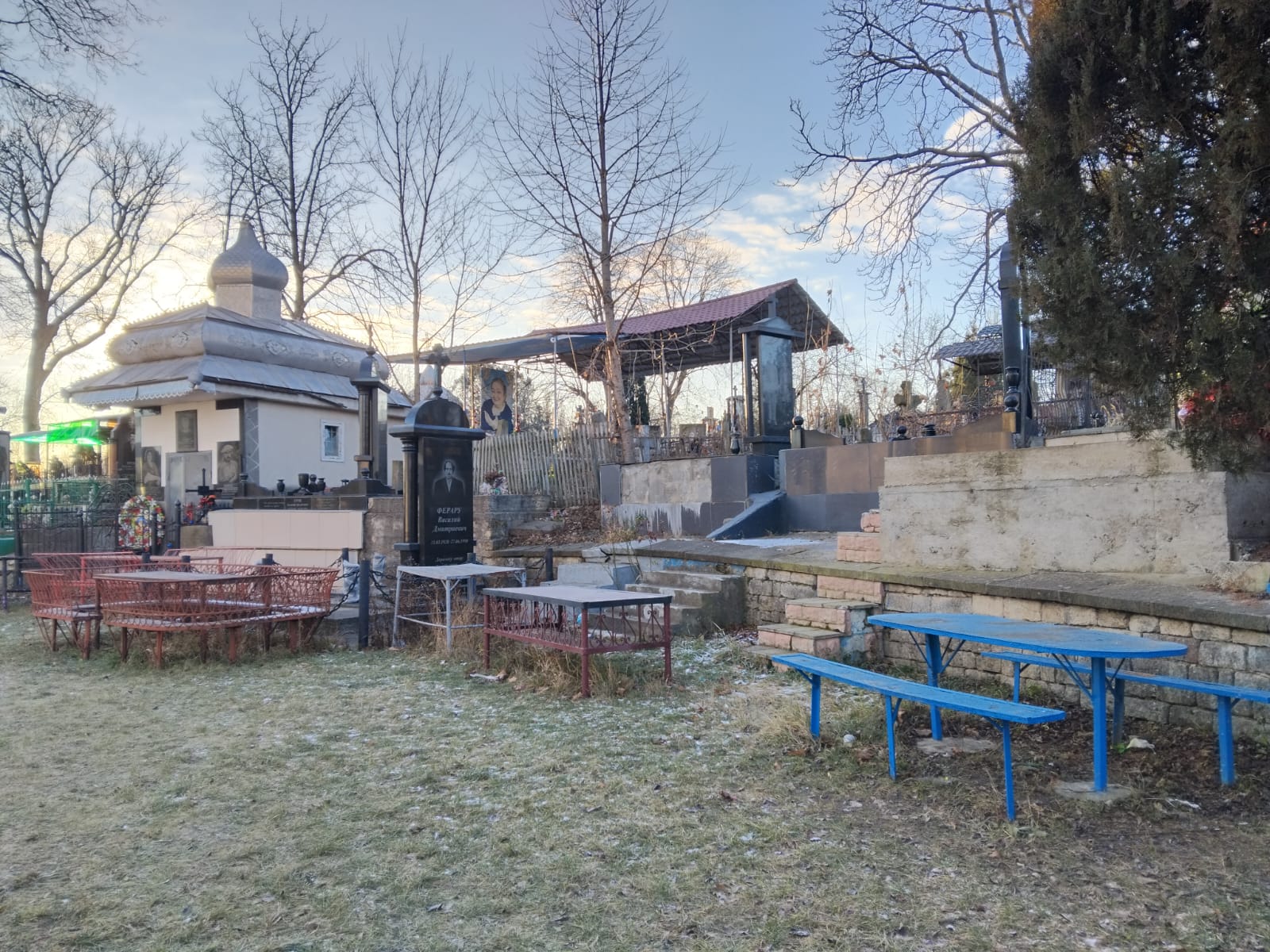 Gypsy cemetery 