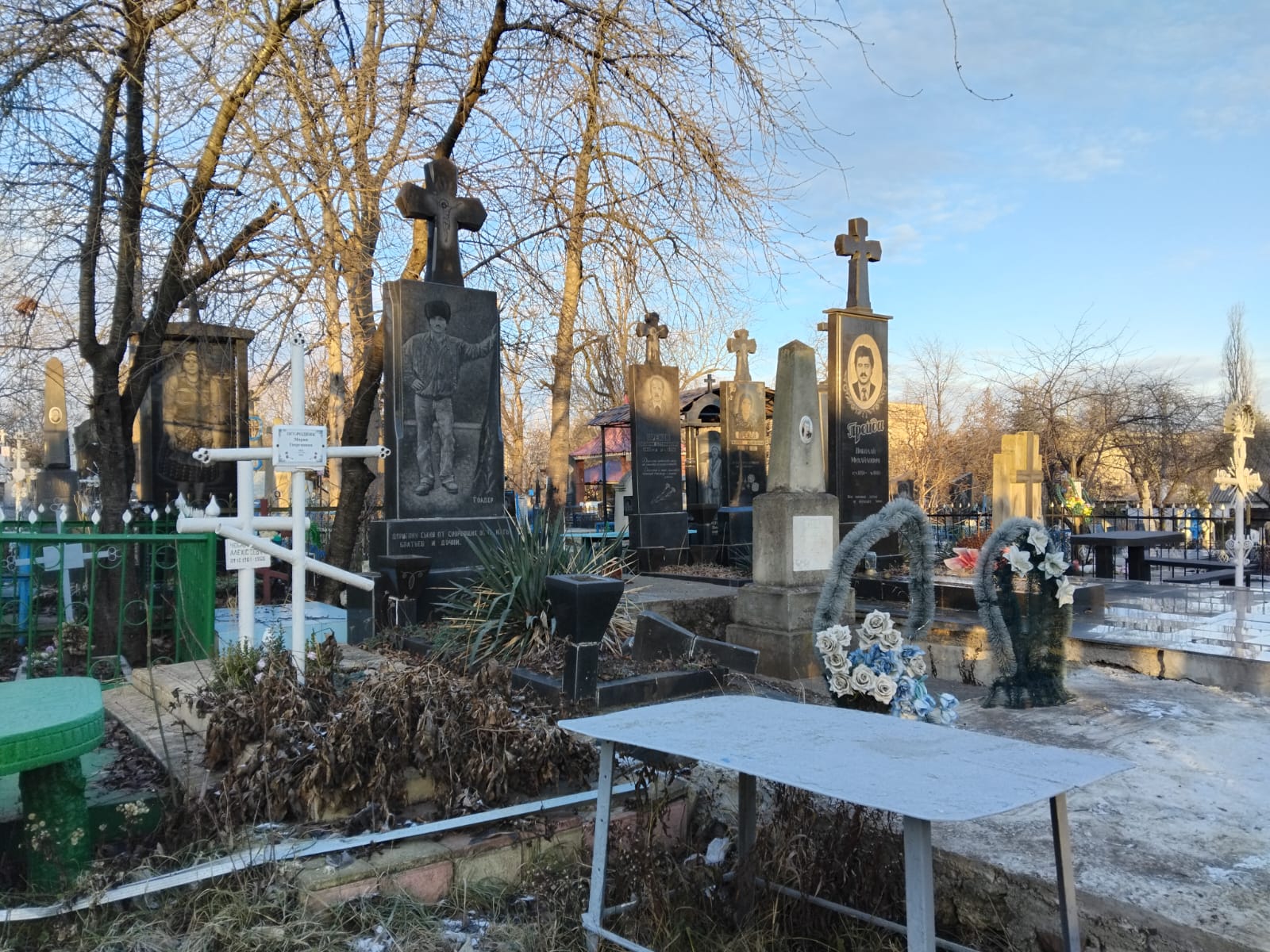 Gypsy cemetery 